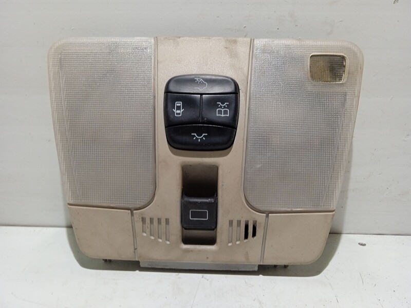 Eclairage de plafonnier MERCEDES-BENZ CLASE CLK (W208) COUPE 230 Compressor Essence - 1