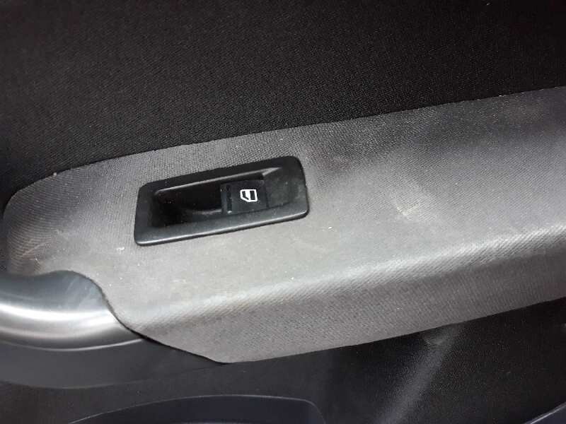 Interruttore lavacristalli anteriore destro VOLKSWAGEN TOURAN (1T2) 1.9 TDI Diésel - 1