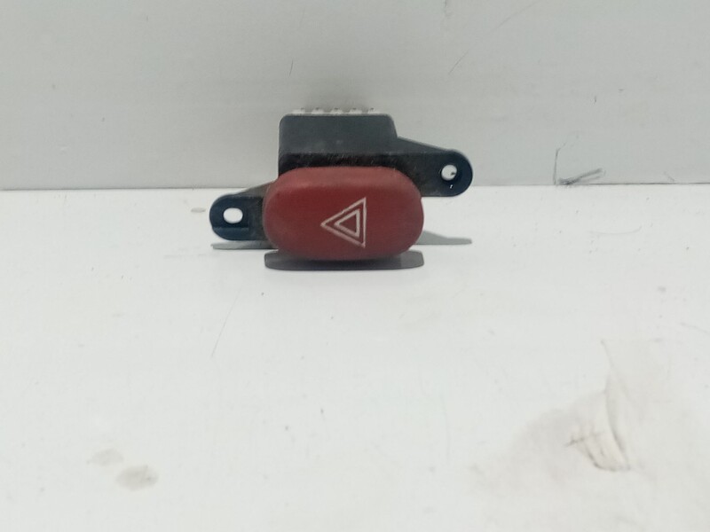 Bouton de warning RENAULT LAGUNA I (B56_, 556_) 1.8 16V Essence - 1
