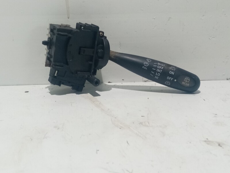 Devio tergicristalli TOYOTA YARIS (NCP1/NLP1/SCP1) 1.0 CAT Gasolina - 1