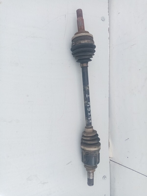 Giunto cardanico albero di trasmissione sinistro TOYOTA YARIS (NCP1/NLP1/SCP1) 1.0 CAT Gasolina - 1