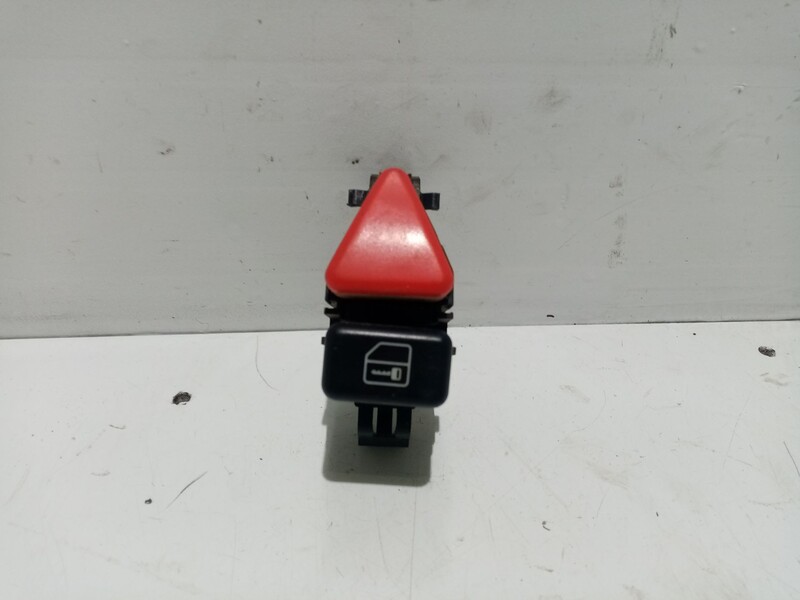 Interruttore luci emergenza MERCEDES-BENZ CLASE A (W168) 140 Gasolina - 1