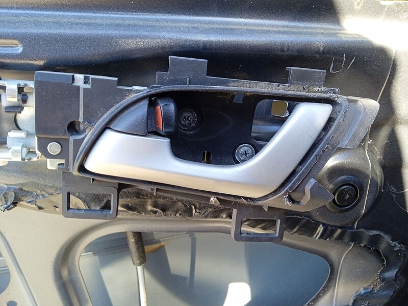 Maniglia interna posteriore sinistra HONDA ACCORD VIII Station Wagon (CW) 2.2 i-DTEC Diésel - 1