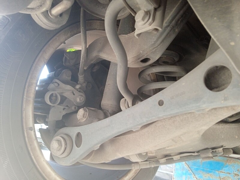 Fusee arriere gauche SEAT EXEO ST (3R5) 2.0 TDI Diesel - 1