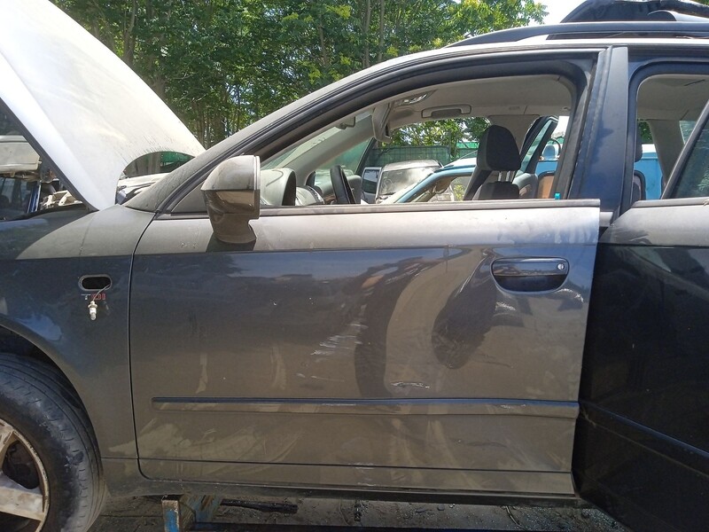 Porte avant gauche SEAT EXEO ST (3R5) 2.0 TDI Diesel - 1