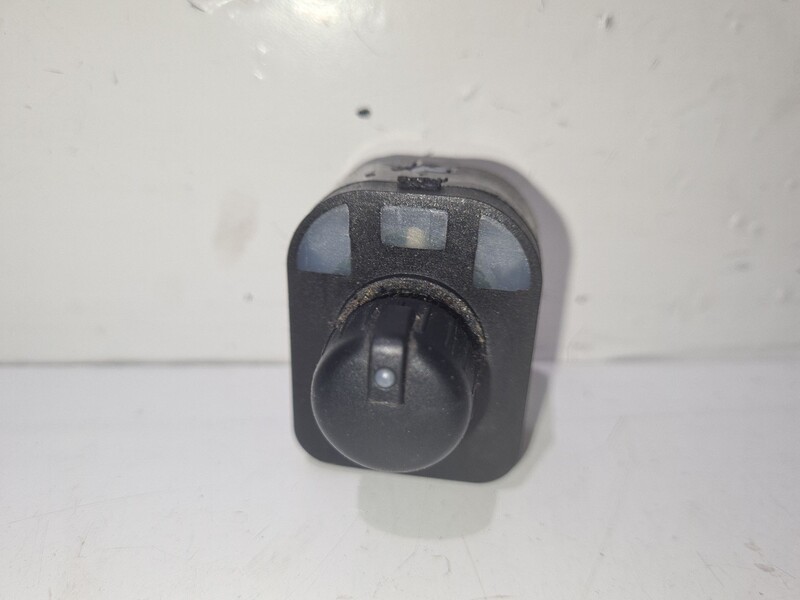 Commande retroviseurs SEAT EXEO ST (3R5) 2.0 TDI Diesel - 1