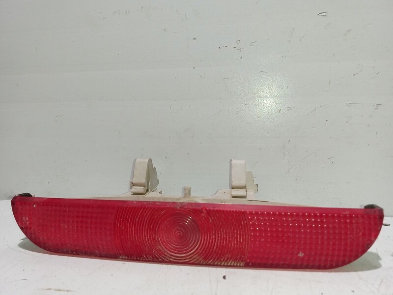 Feu arriere stop central MAZDA 3 BERLINA (BK) 1.6 VVT Active Essence - 1