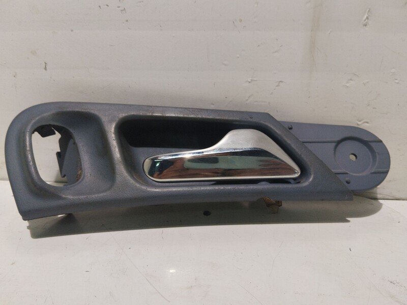 Maniglia interna posteriore destra MERCEDES-BENZ CLASE C (W203) C 180 Gasolina - 1