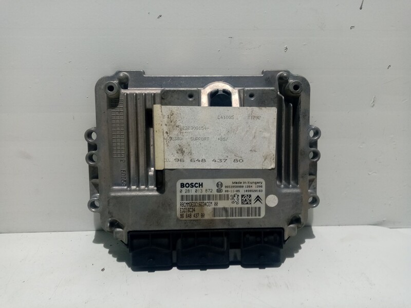 Calculateur moteur CITROËN C4 I (LC_) 1.6 HDi Diesel - 1