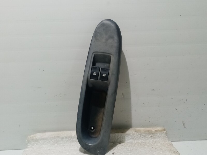 Interruttore lavacristalli anteriore sinistro RENAULT CLIO II (BB_, CB_) 1.2 Gasolina - 1