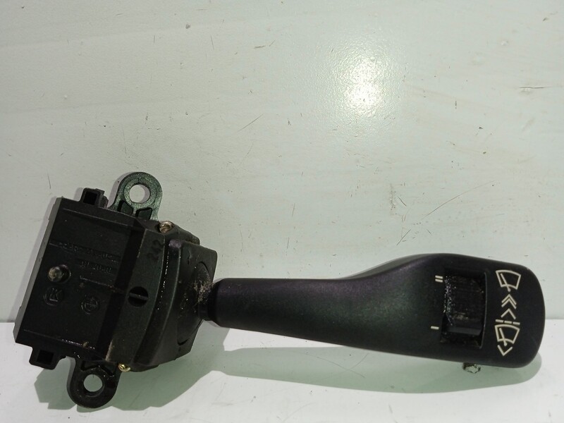 Commodo d'essuie glaces BMW 5 (E39) 520 i Essence - 1