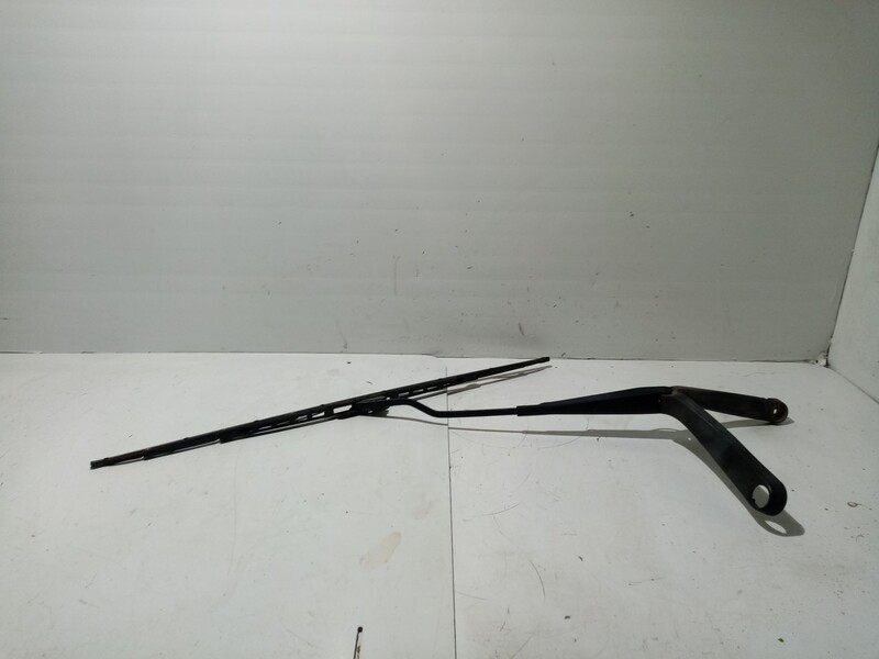 Braccio tergicristallo anteriore sinistro MERCEDES-BENZ CLASE C (W203) C 180 Gasolina - 1