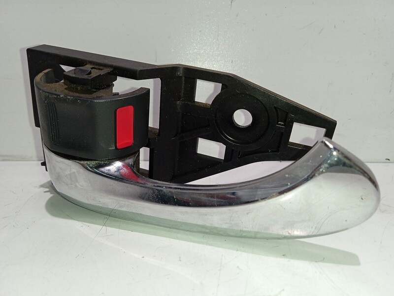 Maniglia interna posteriore sinistra TOYOTA RAV 4 III (_A3_) 2.2 D 4WD Diésel - 1
