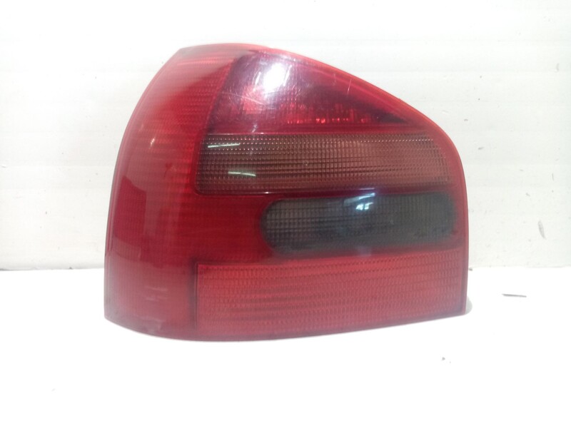 Feu arriere principal gauche (feux) AUDI A3 (8L1) 1.9 TDI Diesel - 1