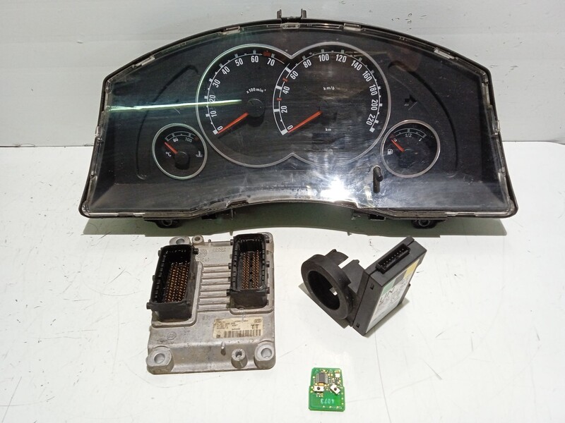 Centralina motore OPEL MERIVA A Monospace (X03) 1.4 16V Twinport Gasolina - 1