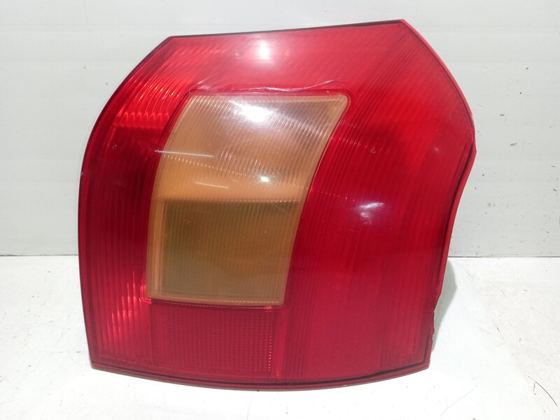 Fanale posteriore principale destro (luci) TOYOTA COROLLA (_E12_) 2.0 D-4D Diésel - 1