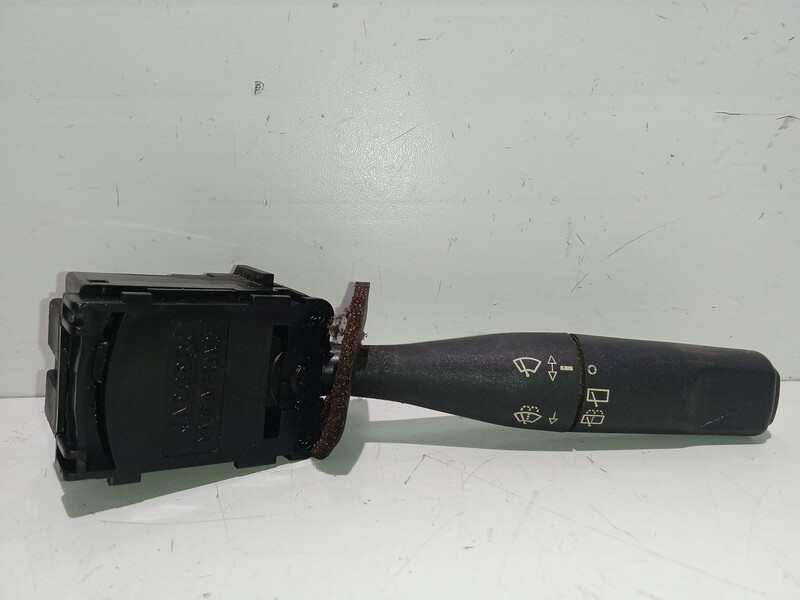 Devio tergicristalli PEUGEOT 206 Hatchback (2A/C) 1.4 i Gasolina - 1