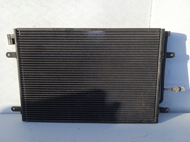 Condenseur de clim SEAT EXEO ST (3R5) 2.0 TDI Diesel - 1