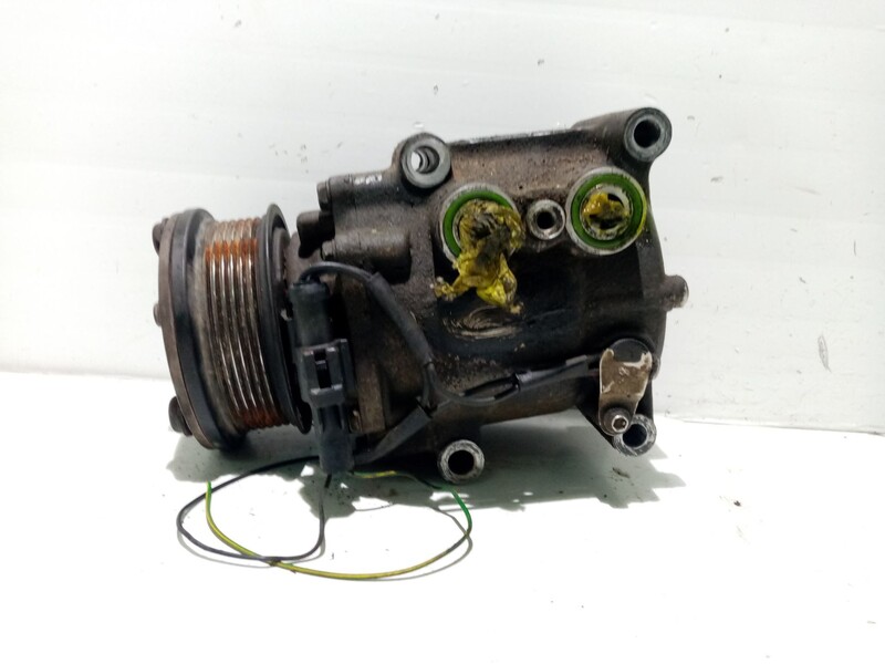 Compresseur clim FORD FOCUS BERLINA (CAK) 1.6 16V CAT Essence - 1