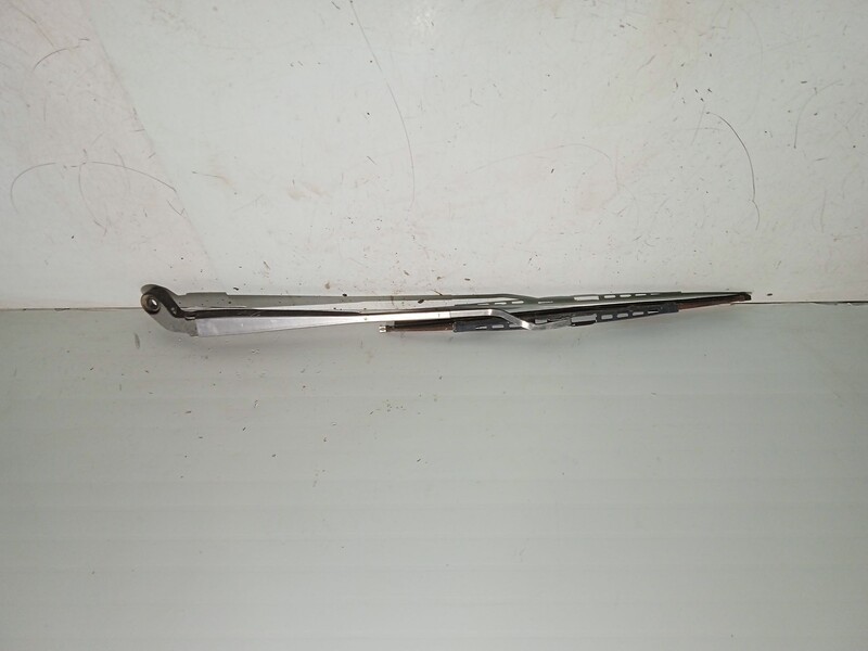 Braccio tergicristallo anteriore destro NISSAN CABSTAR E (TL_, VL_) 90.32, 90.28, 95.32, 95.28 Diésel - 1
