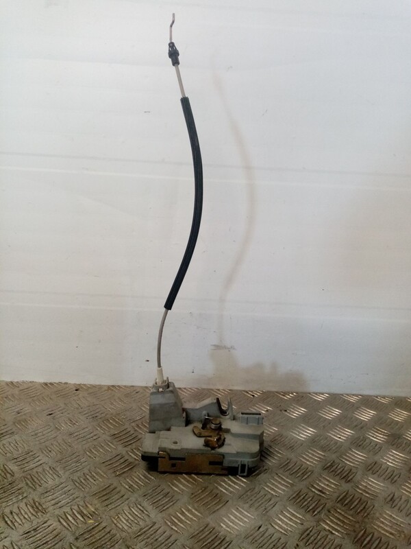 Serrure arriere droit PEUGEOT 307 (S1) * Essence - 1