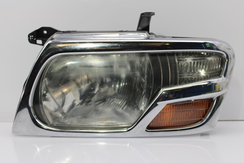 Gruppo ottico anteriore principale sinistro (luci)(faro) MITSUBISHI MONTERO (V60/V70) 3.2 DI-D Instyle Diésel - 1