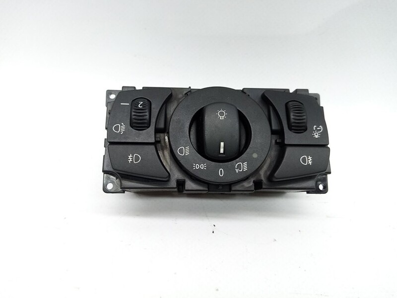 Commodo phare BMW SERIE 5 BERLINA (E60) 525d Diesel - 1