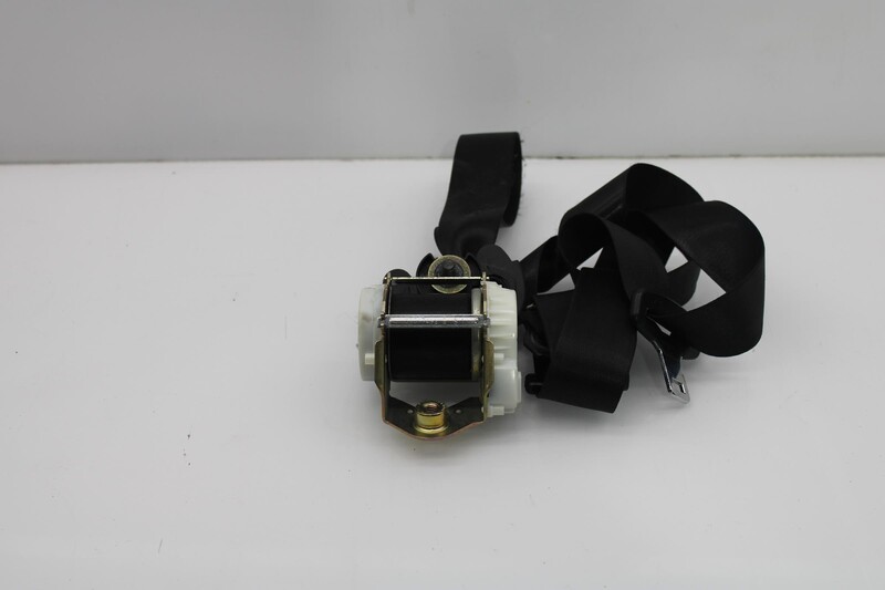 Cintura di sicurezza anteriore destra BMW X3 (E83) 2.0 16V Diesel CAT Diésel - 1