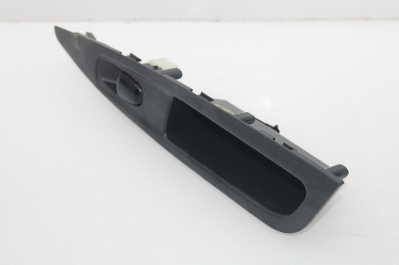 Interruttore lavacristalli posteriore destro NISSAN QASHQAI (J11) Acenta Diésel - 1