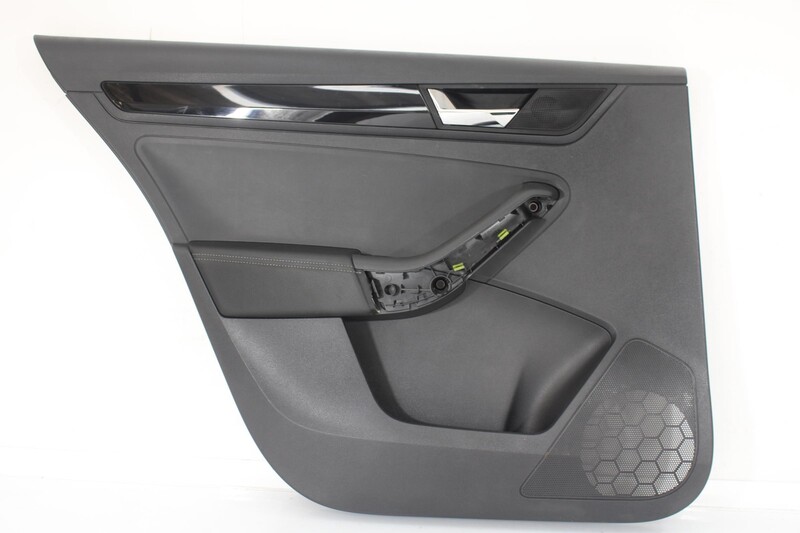 Panel de puerta trasera izquierda SEAT TOLEDO (KG3) Xcellence Gasolina - 1