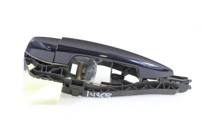 Poignee porte avant gauche BMW X6 (F16) xDrive30d Diesel - 1