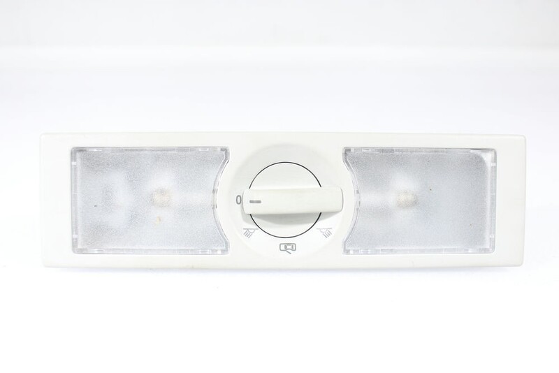 Eclairage de plafonnier SEAT LEON (5F1) 1.6 TDI Diesel - 1