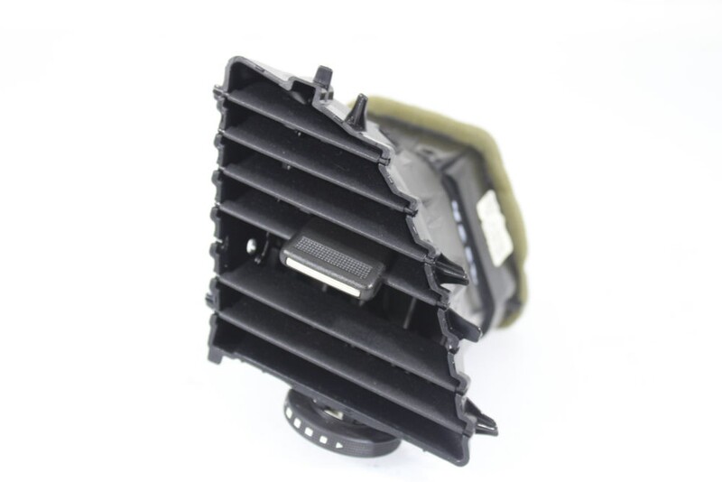 Bocchetta aerazione cruscotto SEAT LEON (5F1) 1.6 TDI Diésel - 1