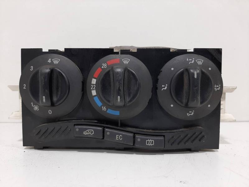 Commande chauffage MERCEDES-BENZ CLASE A (W168) 190 Essence - 1