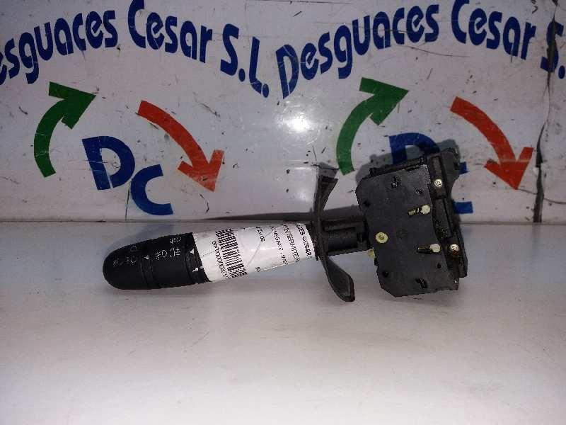 Commodo phare RENAULT MEGANE I FASE 2 BERLINA (BA0) 1.6 16 V RT Essence - 1