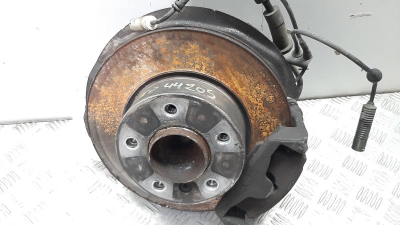 Fusee avant gauche BMW SERIE 3 BERLINA (E90) 320d Diesel - 1