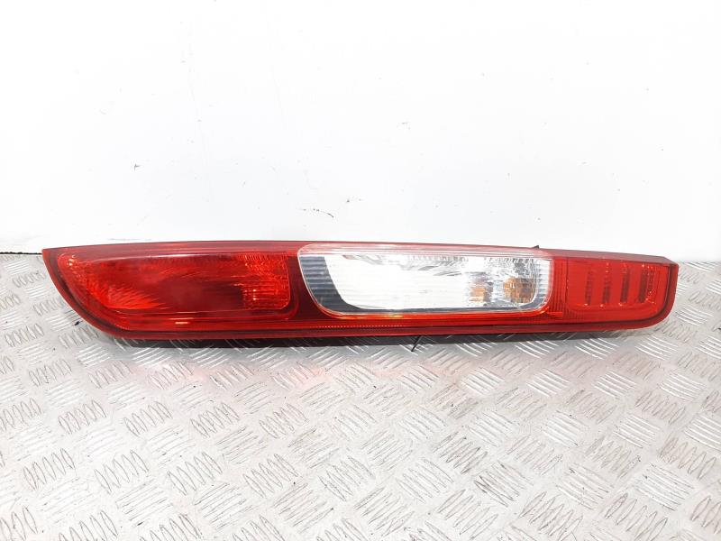 Luz trasera principal derecha (luces) FORD FOCUS BERLINA (CAP) Ambiente Diésel - 1