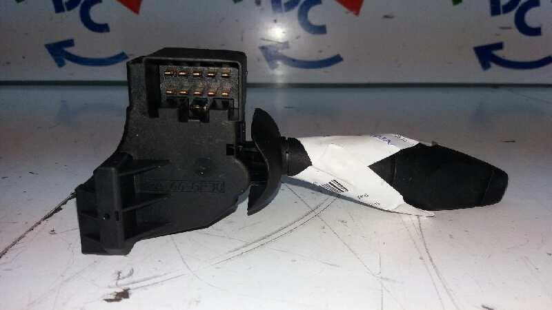 Commodo d'essuie glaces FORD FOCUS BERLINA (CAK) Ambiente Diesel - 1