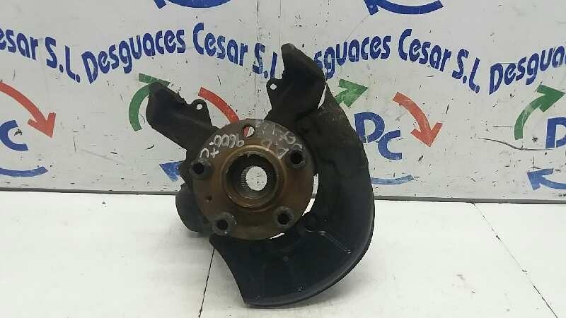 Fusee avant droit SKODA OCTAVIA BERLINA (1U2) 1.6 GLX Essence - 1