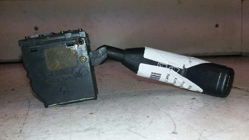 Commodo d'essuie glaces RENAULT CLIO I FASE I+II (B/C57) 1.4 Alize Essence - 1