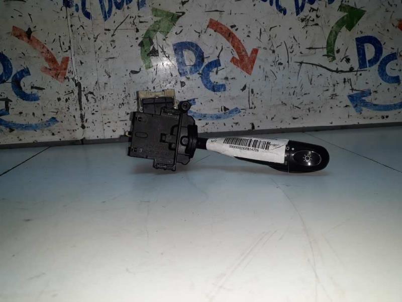 Commodo phare TOYOTA YARIS (NCP1/NLP1/SCP1) 1.3 T3 Essence - 1