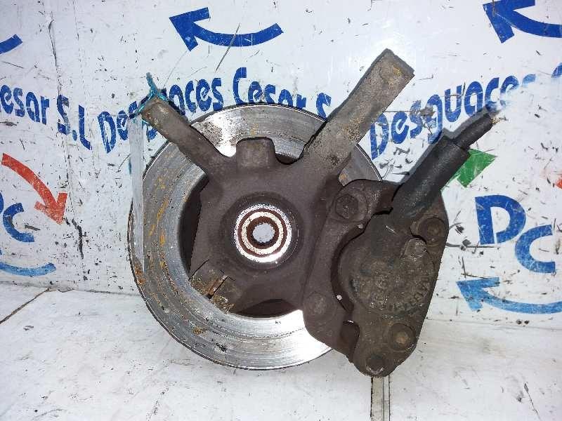 Fusee avant gauche RENAULT CLIO I PHASE III 1.9 D Campus Diesel - 1