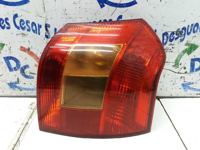 Fanale posteriore principale destro (luci) TOYOTA COROLLA (E12) 1.6 Terra Berlina Gasolina - 1