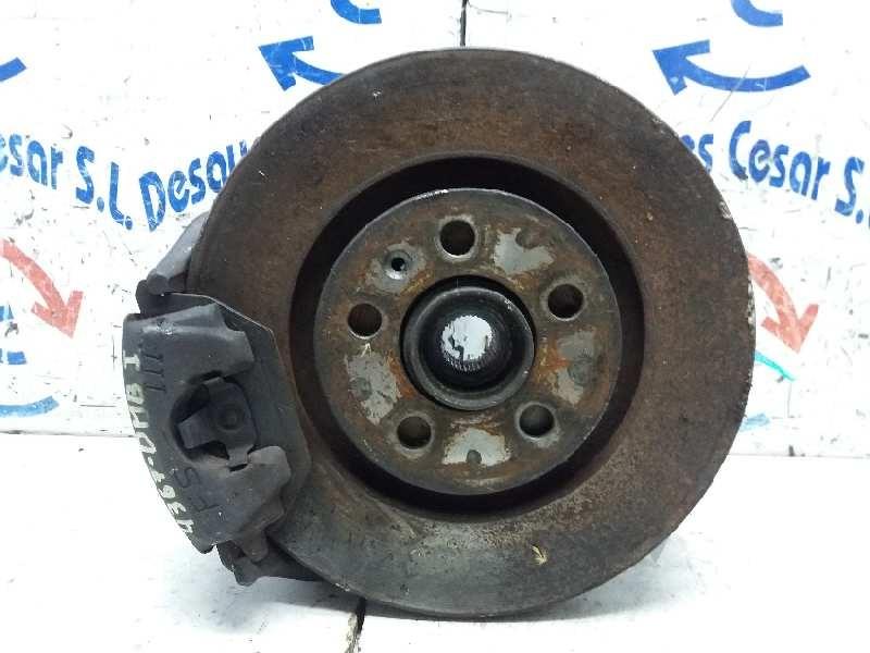 Fusee avant gauche VOLKSWAGEN NEW BEETLE (9C1/1C1) 1.6 Essence - 1