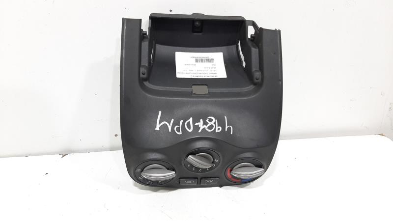Commande chauffage KIA RIO 1.5 CRDi Active Diesel - 1