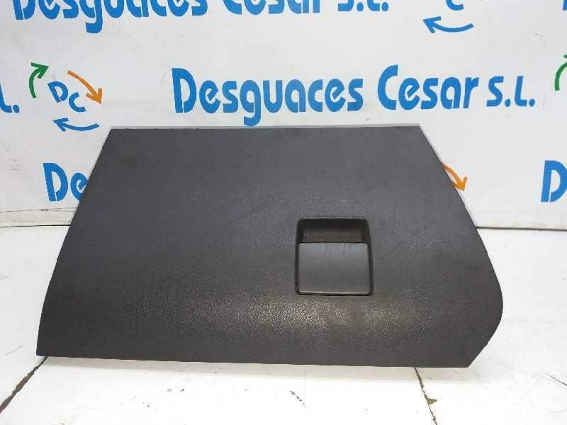 Boite a gants OPEL ASTRA H BERLINA Cosmo Diesel - 1