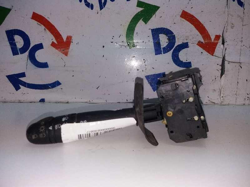 Commodo phare RENAULT MEGANE I FASE 2 BERLINA (BA0) 1.6 16 V RT Essence - 1