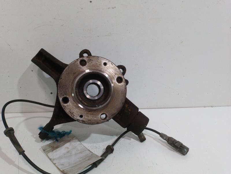 Fusee avant droit PEUGEOT 307 (S1) XT Diesel - 1