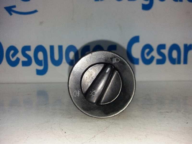 Commodo phare VOLKSWAGEN PASSAT BERLINA (3B2) Comfortline Essence - 1