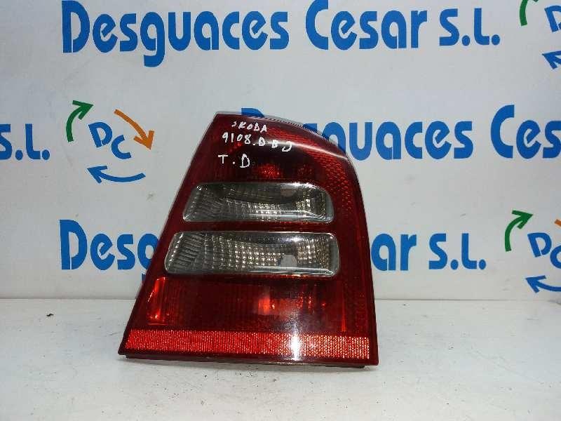 Fanale posteriore principale destro (luci) SKODA OCTAVIA BERLINA (1U2) Ambiente Diésel - 1